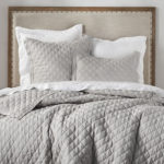 Light Gray Linen Diamond Quilt
